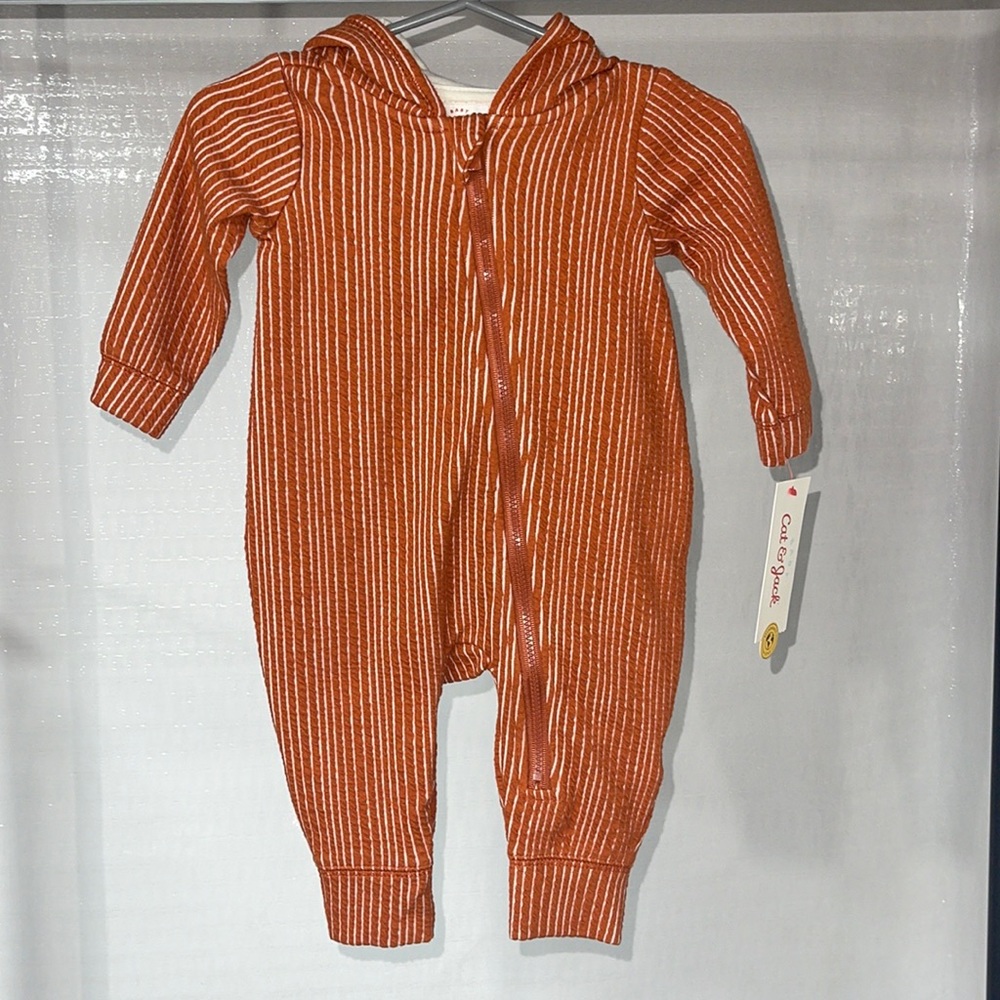 Infant hooded romper